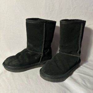 Kids Fur lined boots size 10